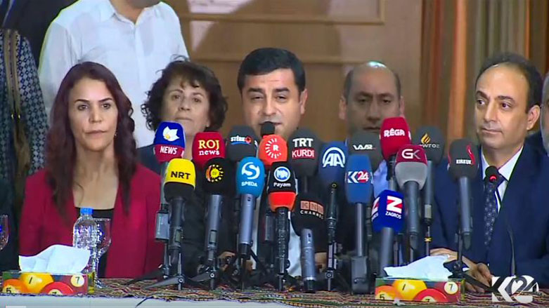 Demîrtaş li Hewlêrê: Me pêdivî bi hevgirtinek a heme alî heye li her çar parçe yên Kurdistanê